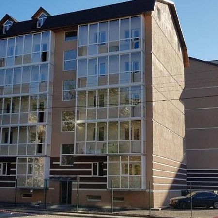카리프 Apartmens On St. Fesenkovskaya 15 아파트 외부 사진