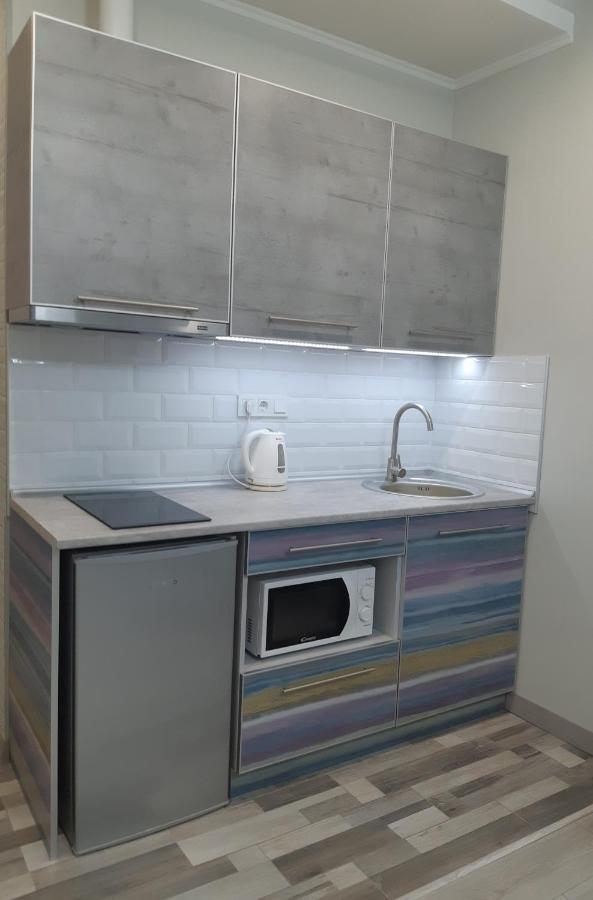카리프 Apartmens On St. Fesenkovskaya 15 아파트 외부 사진